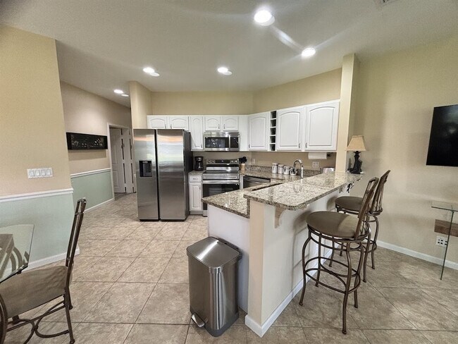 Foto del edificio - 8332 Mulligan Cir