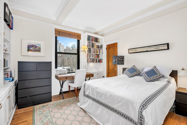 Foto del edificio - 212 E 48th St