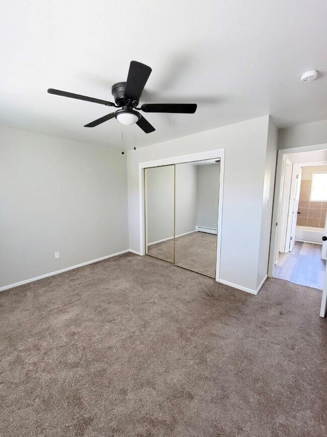 Foto del edificio - 4413 Forest Hill Rd
