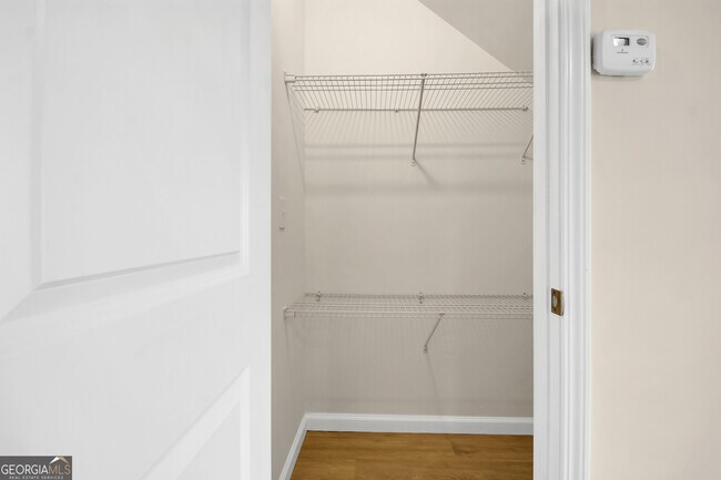 Foto del edificio - 50 S Jackson St