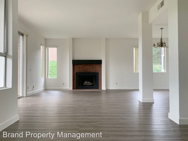 Building Photo - 2 br, 2 bath House - 95 Highland View