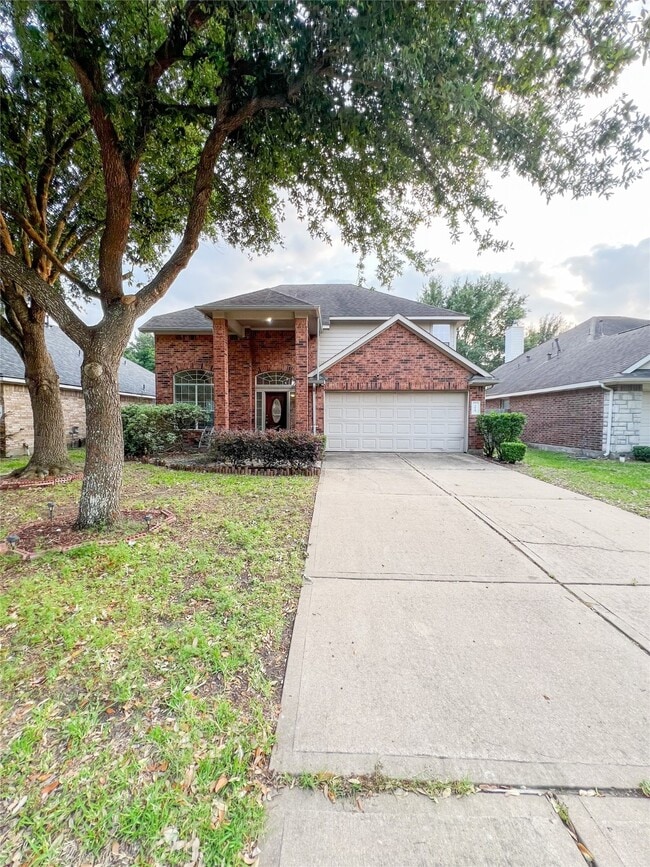 Foto del edificio - 5018 Juniper Walk Ln
