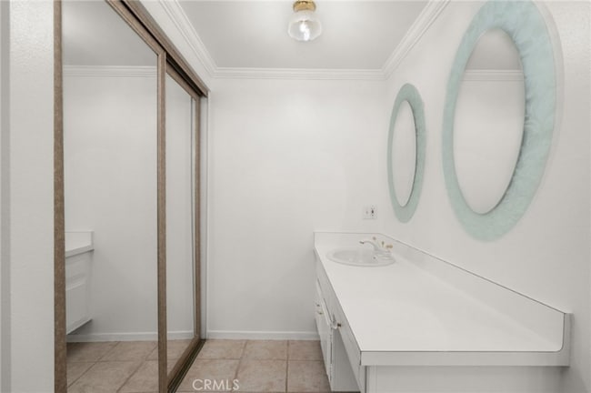 Building Photo - 3332 N Cottonwood St