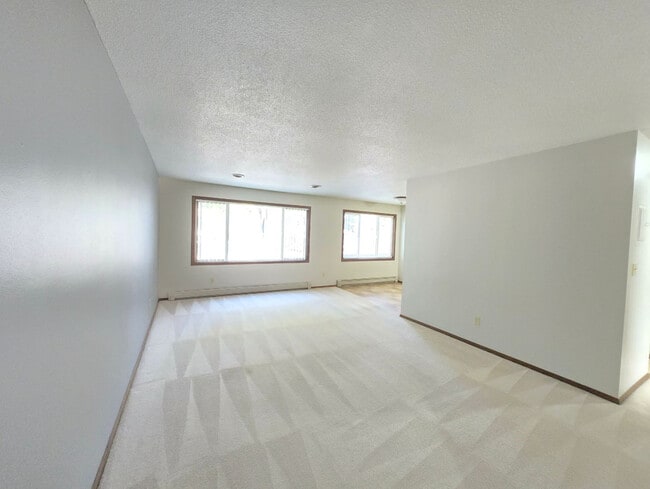Building Photo - Cathy Ave Apartments
