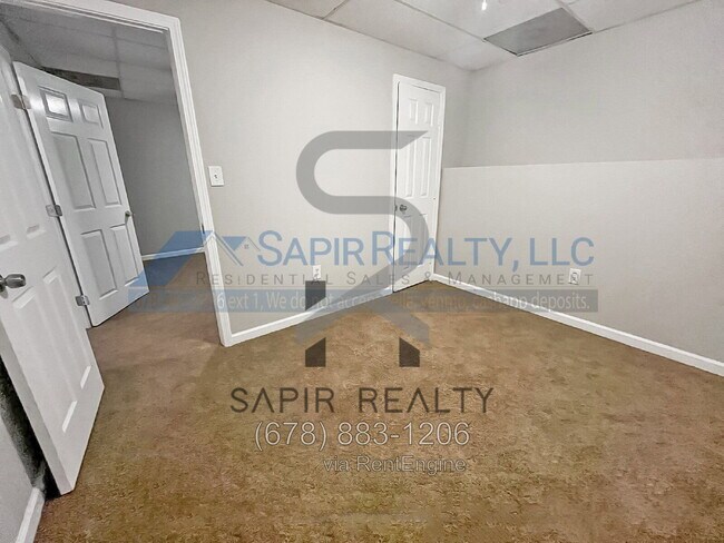 Foto del edificio - 220 Beechwood Ln