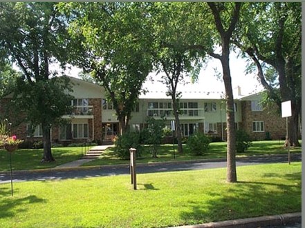 Building Photo - Old Shakopee Village