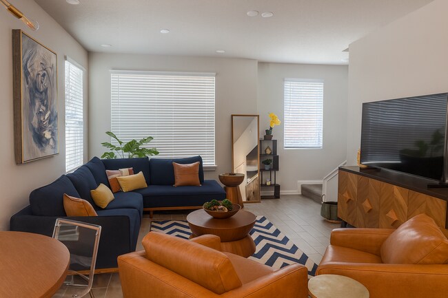 Foto del edificio - Modern 2-Bedroom Townhome with Garage Parking in the Heart of Jacksonville - Stylish Townhome – 1...