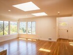 Foto principal - Handsome 4 bed/3 bath, 3-Level Home! PLUS ...
