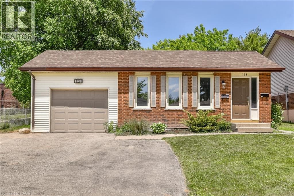 Primary Photo - 128 Carlyle Dr