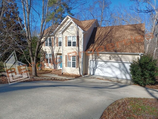 Foto del edificio - Beautiful 3 Bedroom Home w/a Bonus Room + Semi-furnished Basement in a 1 acre lot @ Hideaway Esta...