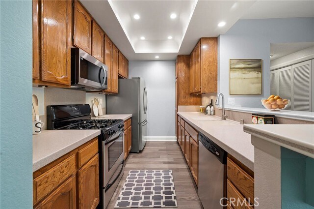 Foto del edificio - 5410 Rhodes Ave