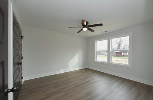 Photo - 1609 Elizabeth Rd House