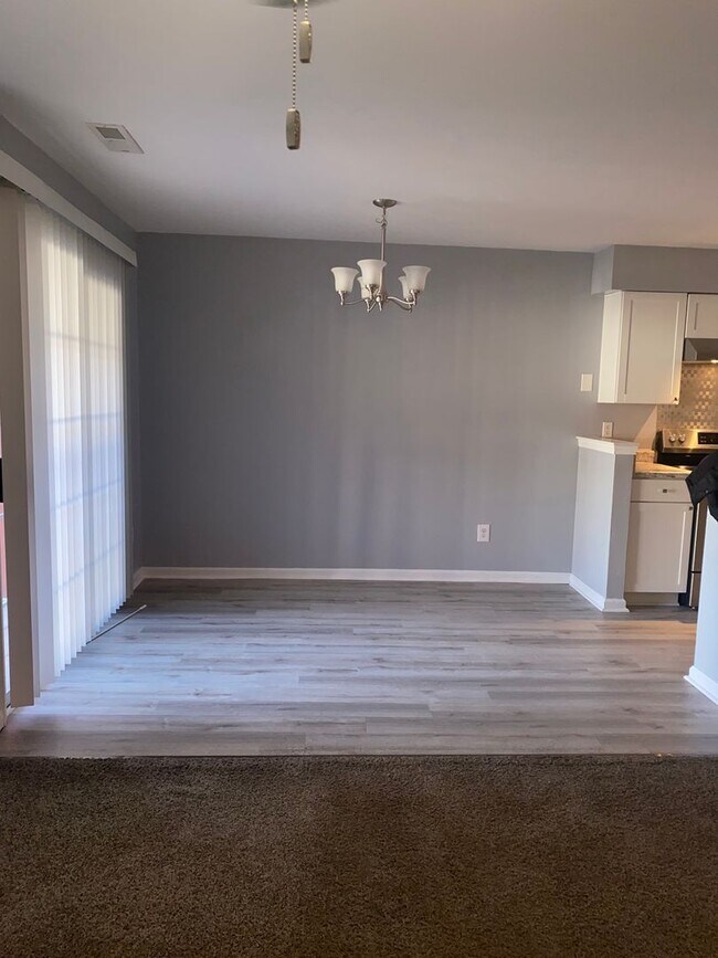 Building Photo - Driftide Condo