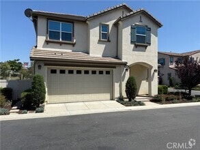 Building Photo - 5204 Arlington Dr