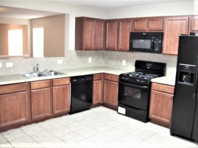 Foto del edificio - 2431 Braypark Ln