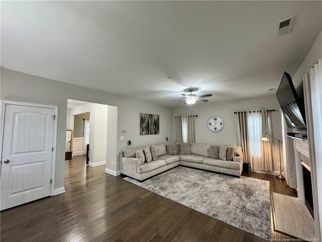 Foto del edificio - 3245 Hunting Lodge Rd
