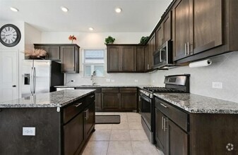 Building Photo - 12613 Stanford Dr