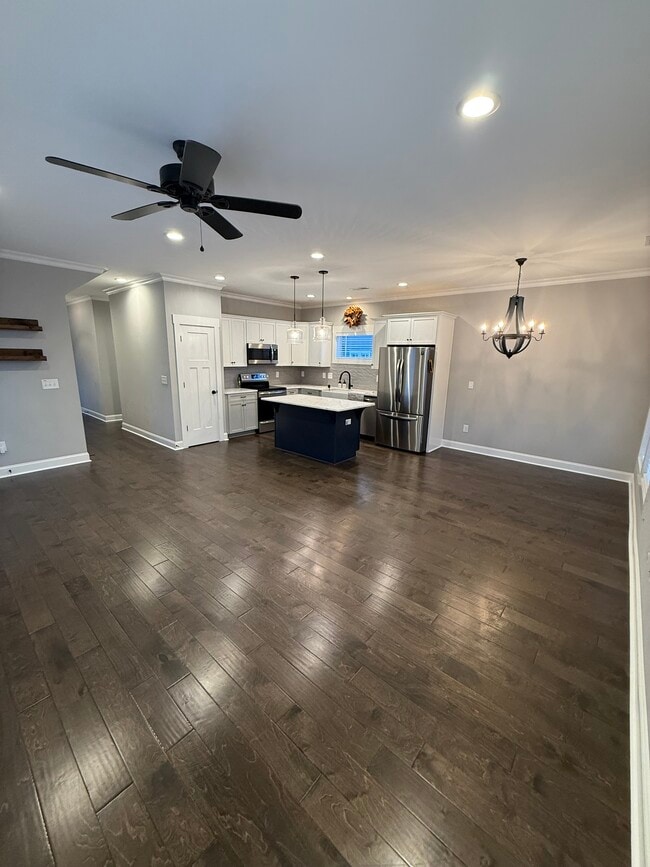 Photo - Andrews House