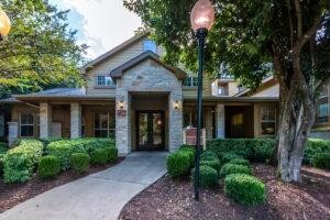 Circle S Apartments Austin Tx Apartments Com