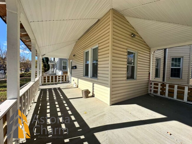 Foto del edificio - 3004 Clifton Ave