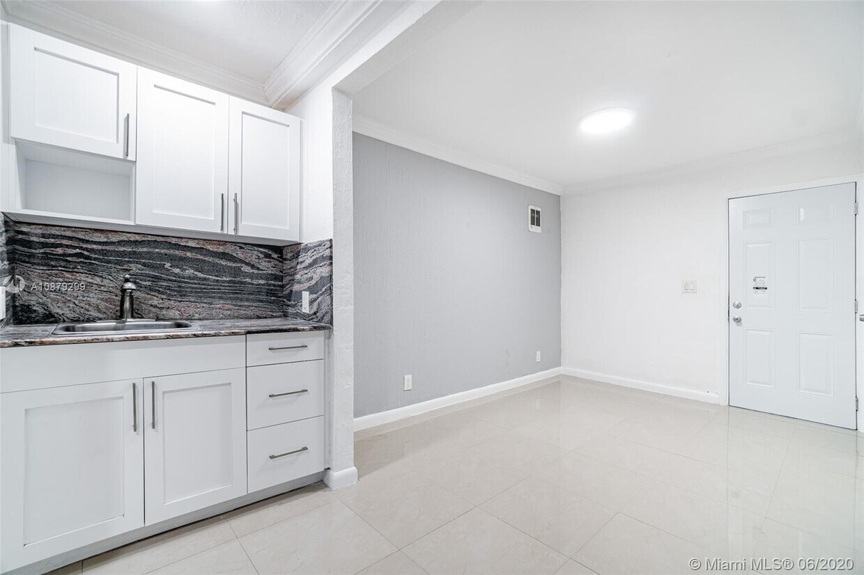 Primary Photo - 912 NW 55th Terrace