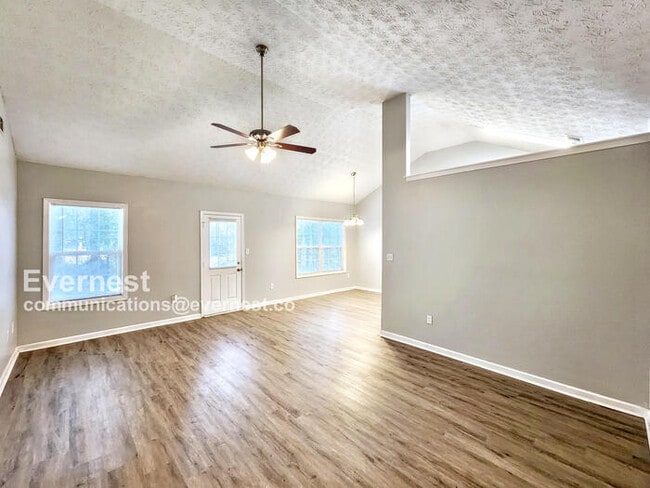 Building Photo - 325 Bridgeport Ln
