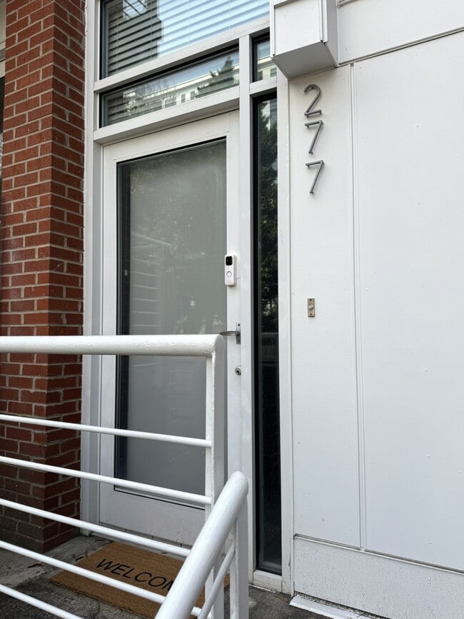 Building Photo - 277 McDonald Ave