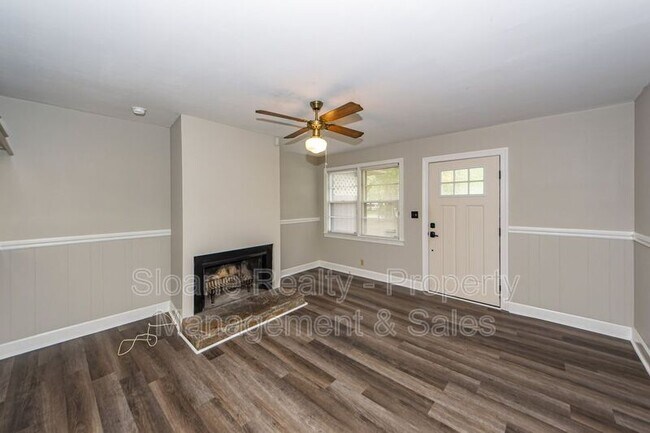 Building Photo - 1333 Sea Aire Dr