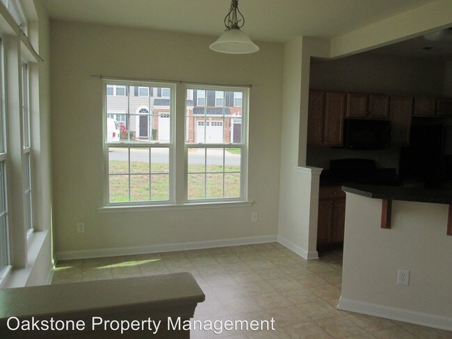 Building Photo - 10607 Golden Bell Cir