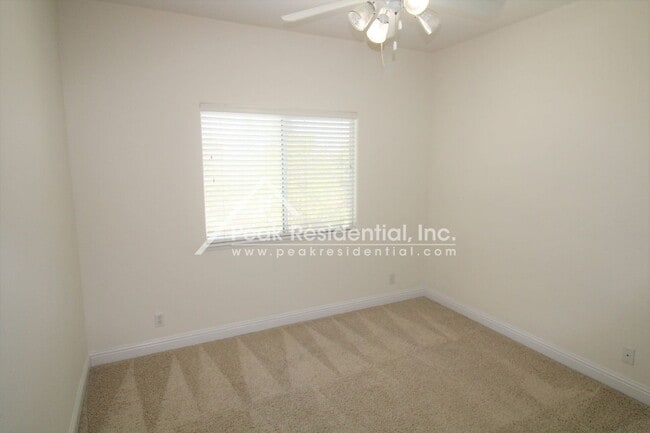Building Photo - 5 br, 3.5 bath House - 6146 Frost Ridge Way