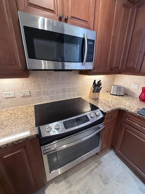 Foto del edificio - 7710 Lake Vista Ct
