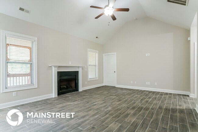 Foto del edificio - 110 Canterbury Dr