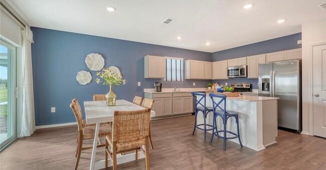 STOCK PHOTO - 4425 Boxelder Ave