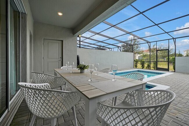 Foto del edificio - 7435 Oakmoss Loop
