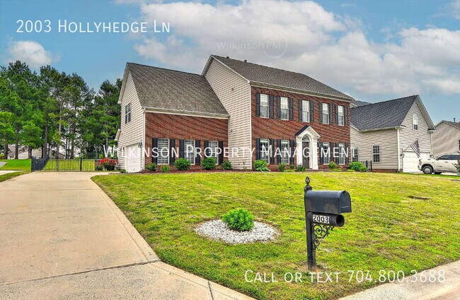 Foto del edificio - 2003 Hollyhedge Ln