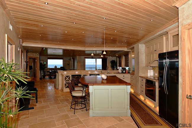 Foto del edificio - 60 Surfview Dr