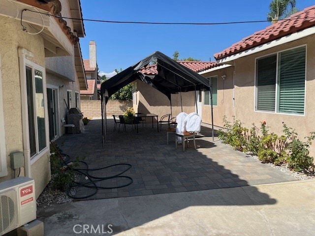 Building Photo - 702 Mustang Cir