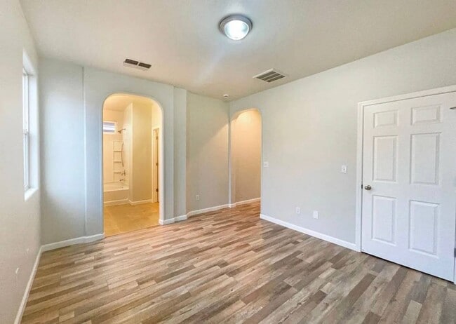 Building Photo - 3039 Torland St