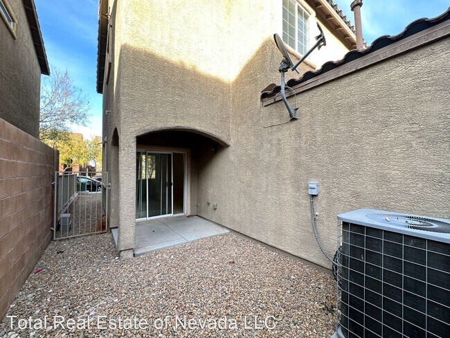 Building Photo - 3 br, 2.5 bath House - 9819 Overlook Ridge Av