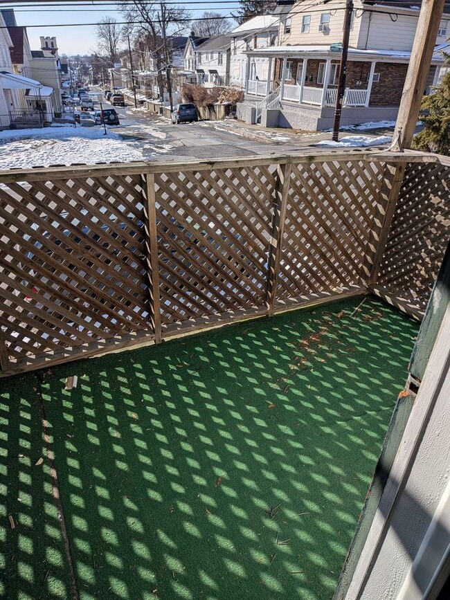 Building Photo - 1216 Lafayette St