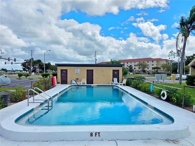 Foto del edificio - 503 Albee Farm Rd