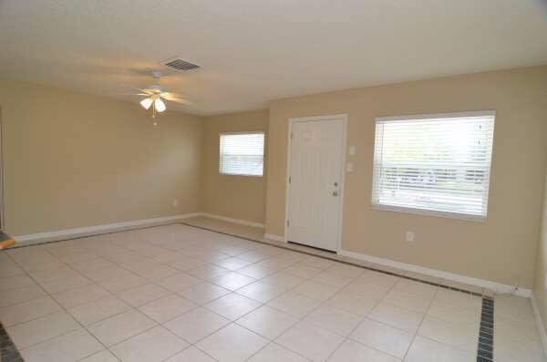 Building Photo - 4441 85th Ter N