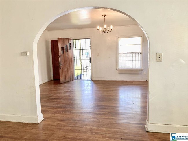 Building Photo - 3015 Avenue D