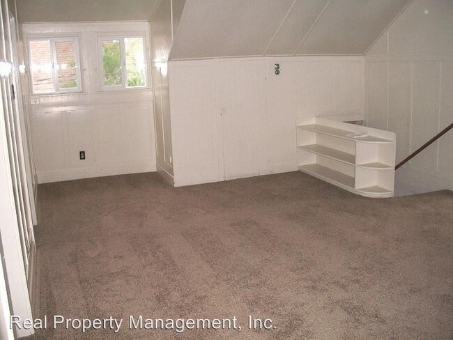 Building Photo - 2023 Placer St