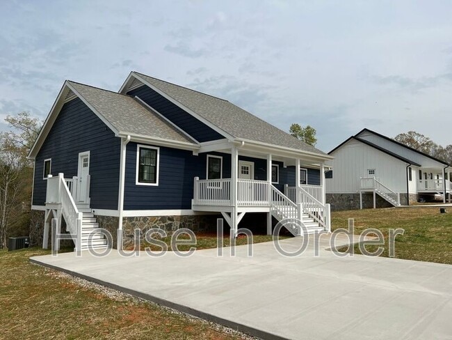Building Photo - 118 Grace Ests Dr