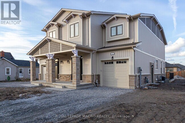 Building Photo - 22 Oakdale Ave