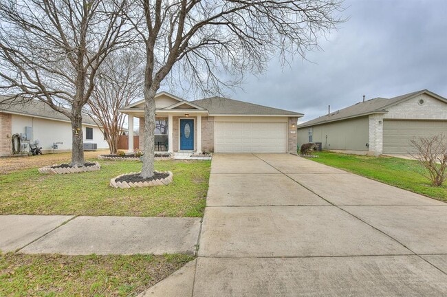 Foto del edificio - 2718 Summerwalk Pl