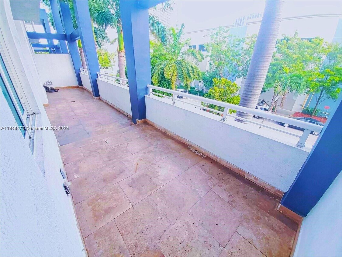 275 NE 18th St Unit 203, Miami, FL 33132 Condo for Rent in Miami, FL