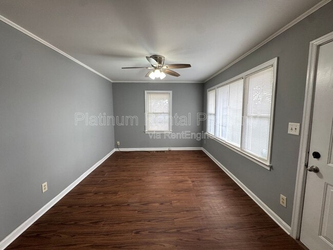 Building Photo - 97 Benson St