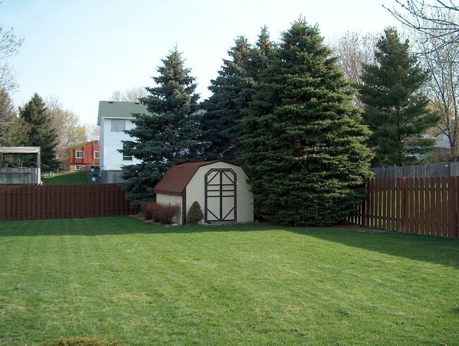 Foto del edificio - 6649 Homestead Ave Ct S